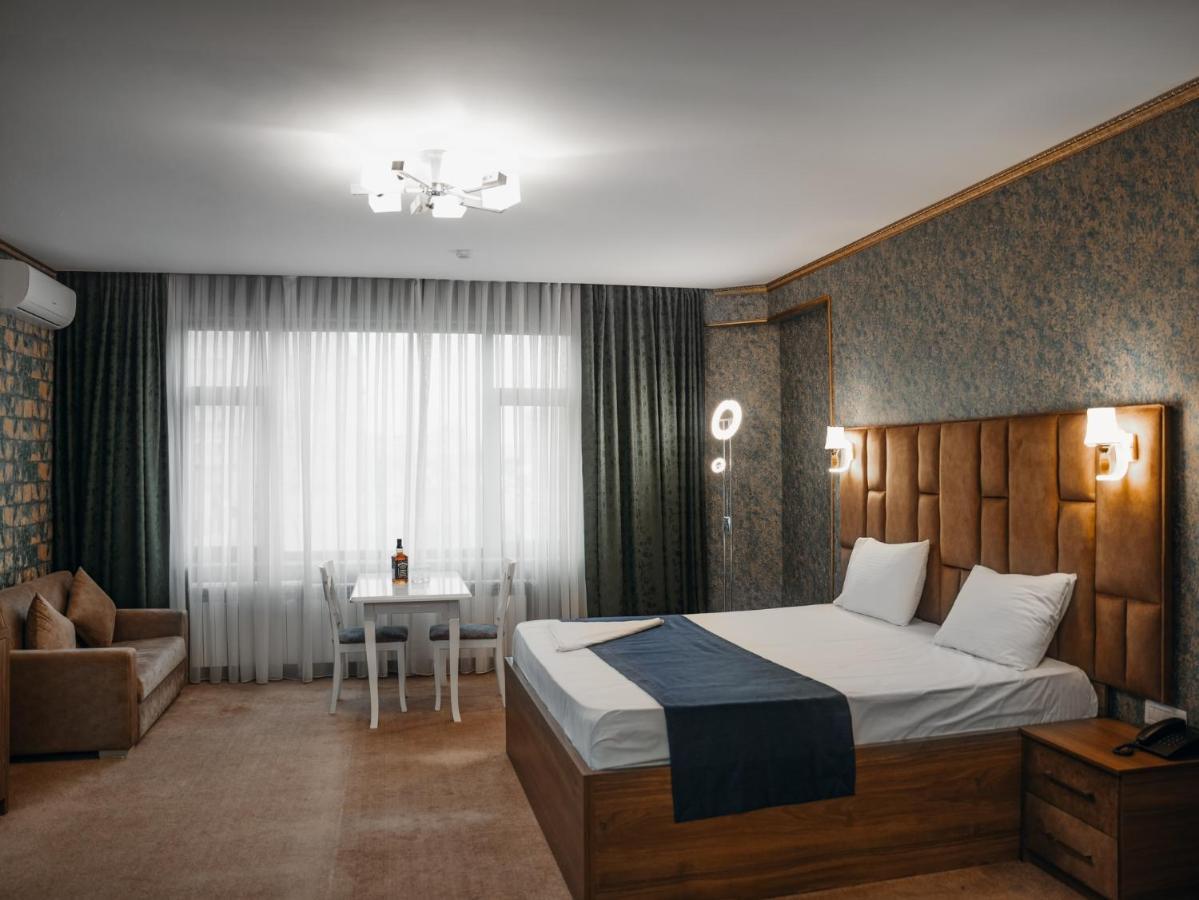 Alison Hotel Baku Exteriör bild