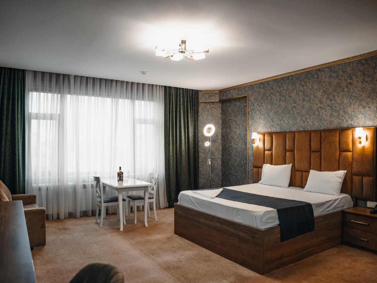 Alison Hotel Baku Exteriör bild