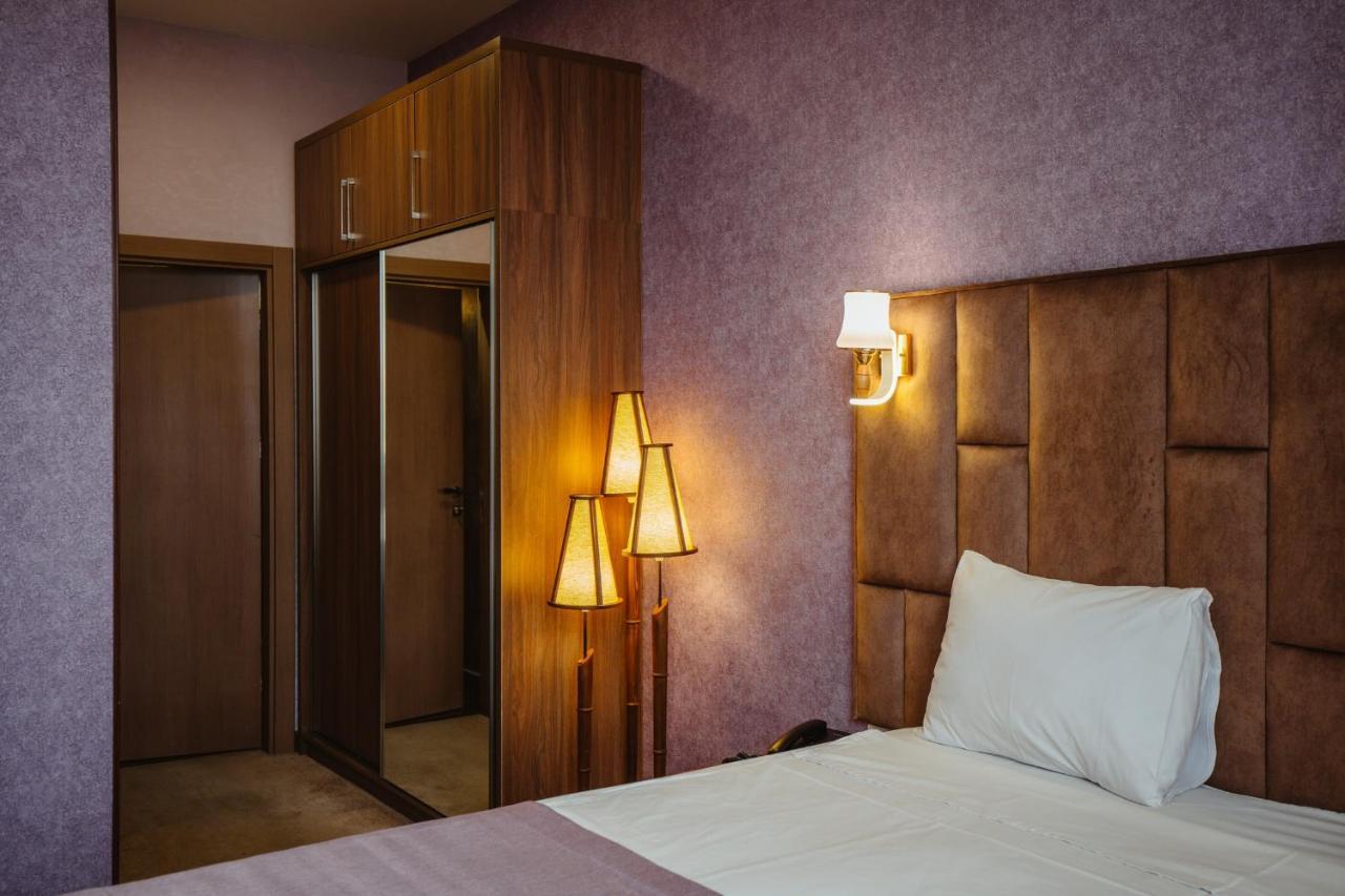 Alison Hotel Baku Exteriör bild
