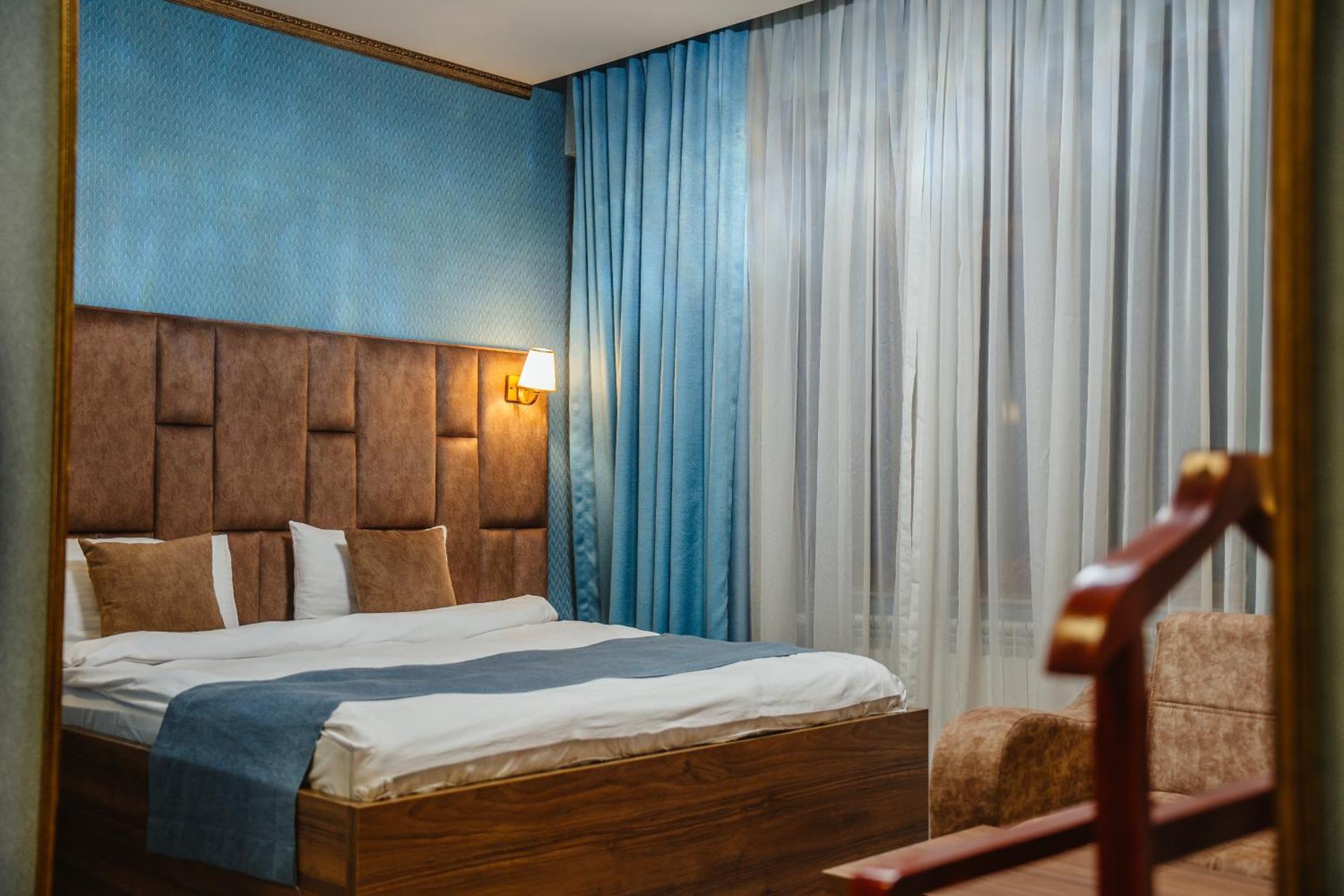 Alison Hotel Baku Exteriör bild