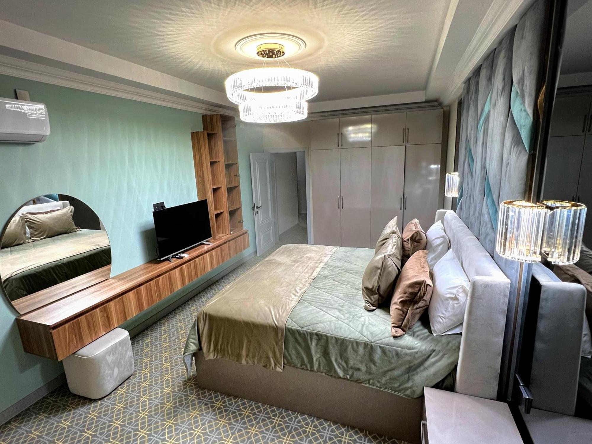 Alison Hotel Baku Exteriör bild