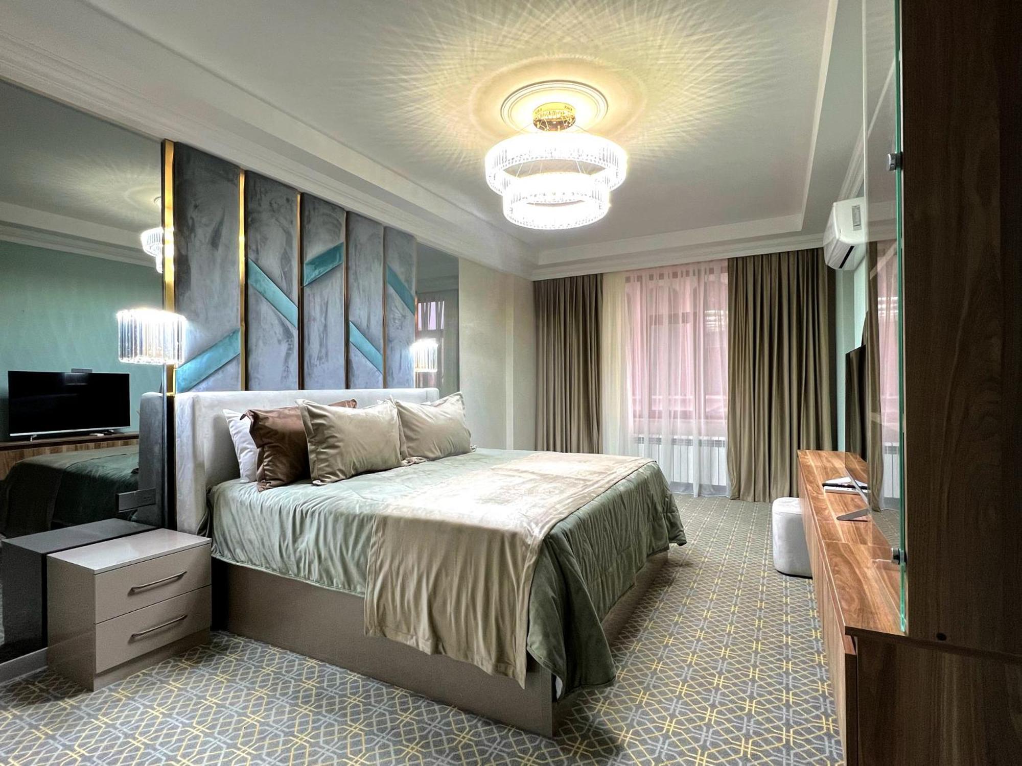 Alison Hotel Baku Exteriör bild